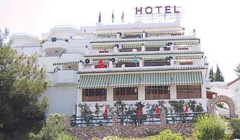 Hotel Jose Cruz Nerja Esterno foto